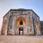 Delhi: Mehrauli with Some Prominent Sites Walk Tours - An In-Depth Look at the Mehrauli Walk Tour
