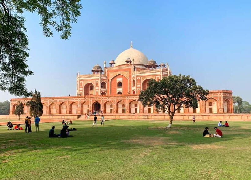 Delhi: Old & New Delhi Private Guided Tour with Car - Why Choose a Private Guided Tour in Delhi?