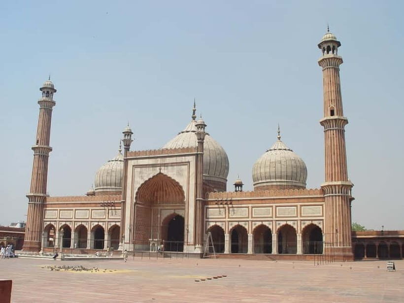 Delhi: Private Chandni Chowk, Food Tasting, & Tuk-Tuk Tour - Why This Tour Offers Great Value