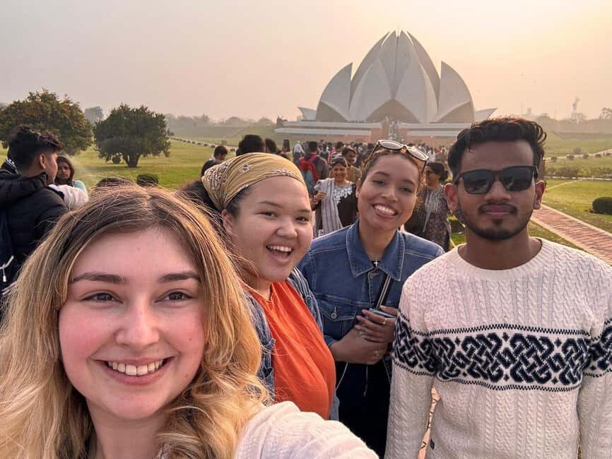 Delhi: Private Full or Half Day Old and New Delhi City Tour - Overview of the Tour Experience