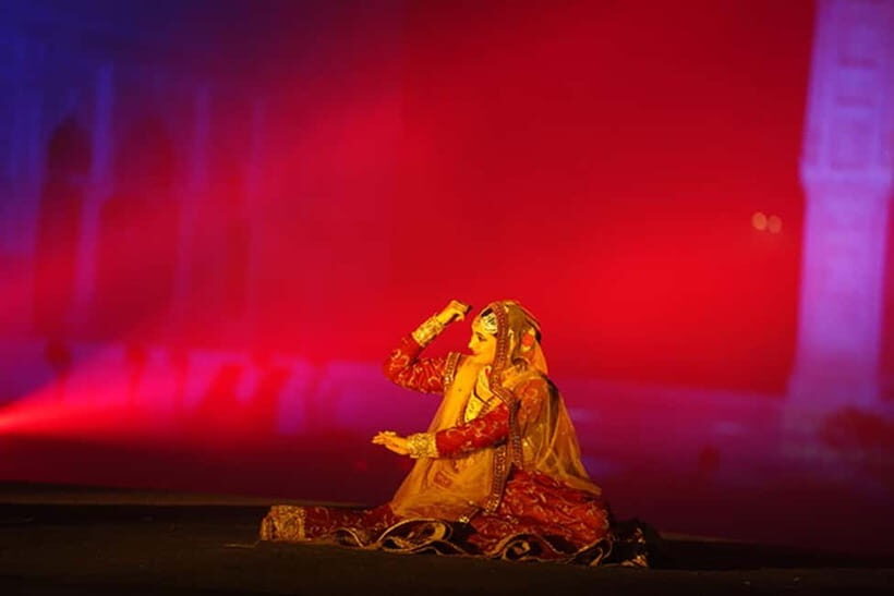 Delhi: Red Fort Light and Sound Show Guided Tour - The Itinerary Breakdown