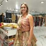 Delhi: Wedding Shopping Tour with Female Consultant - Exploring Chandni Chowk: The Heart of Wedding Shopping