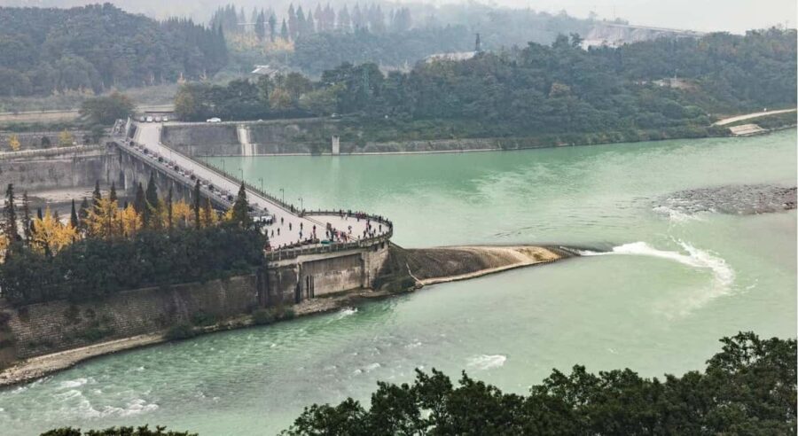 Dujiangyan Half Day Tour and Blue Tears Night View - Why This Tour Offers Great Value