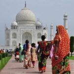 Evening Tour Agra's Mohabbat the Taj Show with Shopping & Dinner - What to Expect from This Evening Tour in Agra