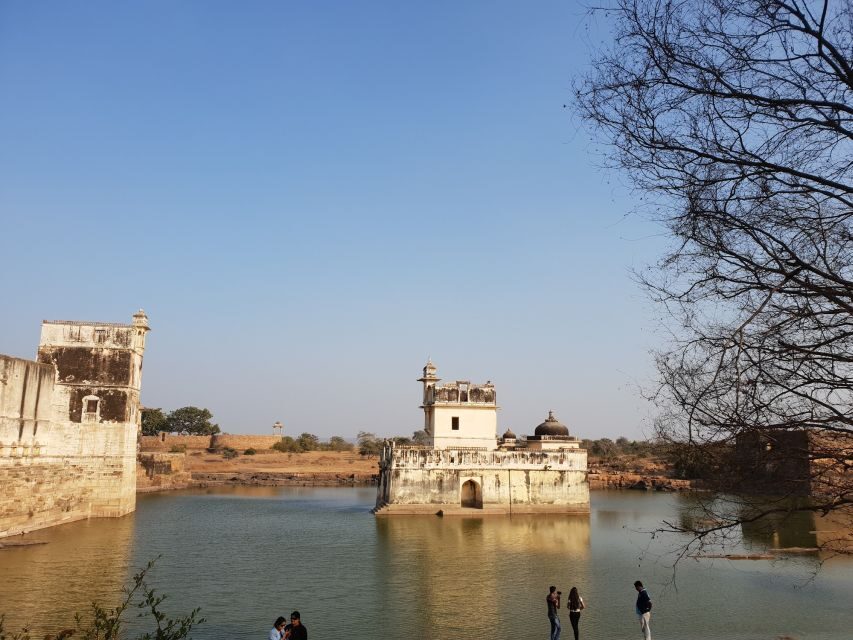 Explore Chittorgarh Fort With Udaipur Drop from Pushkar - What to Expect: A Full Breakdown of the Day