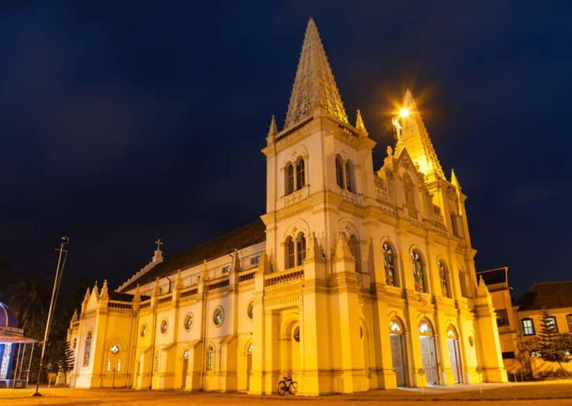Explore Kochi in Nightlights: Guided Tour by Foot - A Deep Dive Into the Experience