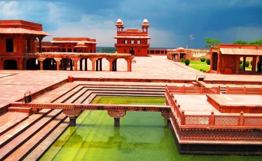 From Agra: Fatehpur Sikri Private Guided Tour by car - What to Expect on the Day