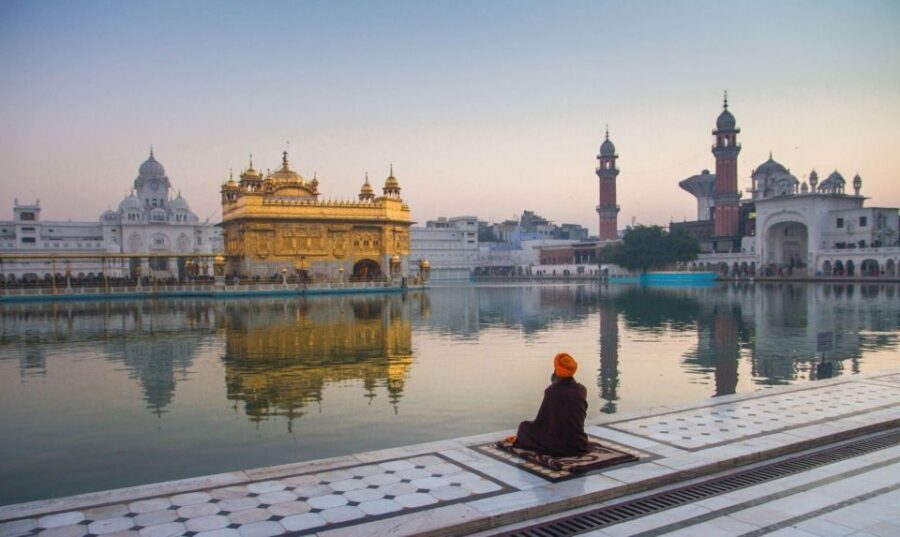 From Delhi: 2 Day Amritsar Golden Temple & Wagah Border Tour - Day 1: Exploring the Religious and Historical Sights