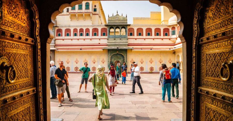 From Delhi: Jaipur Sightseeing Day Tour with Hotel Pickup - The Practicalities and Value