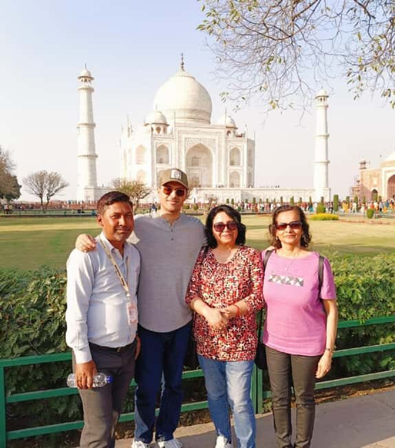 From Delhi: Overnight Taj Mahal & Agra City Tour by Car - Day 2: Sunrise at the Taj Mahal, Markets, and Return to Delhi