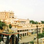 From Delhi: Private 1-Day Mathura Vrindavan Tour - Visiting Krishna Janam Bhoomi: The Birthplace of Lord Krishna