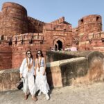 From Delhi: Private Agra & Taj Mahal Tour with 5 * Lunch - Visiting the Taj Mahal: An Iconic Moment