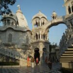 From Delhi: Private Full Day Mathura & Vrindavan Tour by Car - Exploring Mathura: Temples, Markets, and Local Flavors