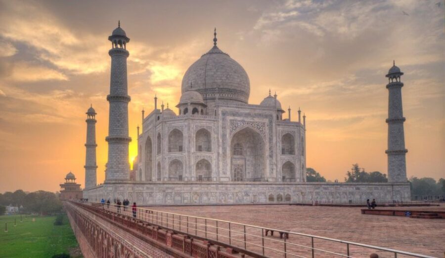 From Delhi: Private Taj Mahal & Agra Tour with 5* Lunch - Why This Tour Is a Great Choice