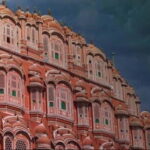 From Delhi: Same Day Guided Jaipur Tour with 5 Star Lunch - Discovering Amber Fort: History and Views