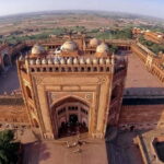 From Delhi: Taj Mahal & Agra With Fatehpur Sikri Day Tour - The Taj Mahal: A Masterpiece with a Personal Touch