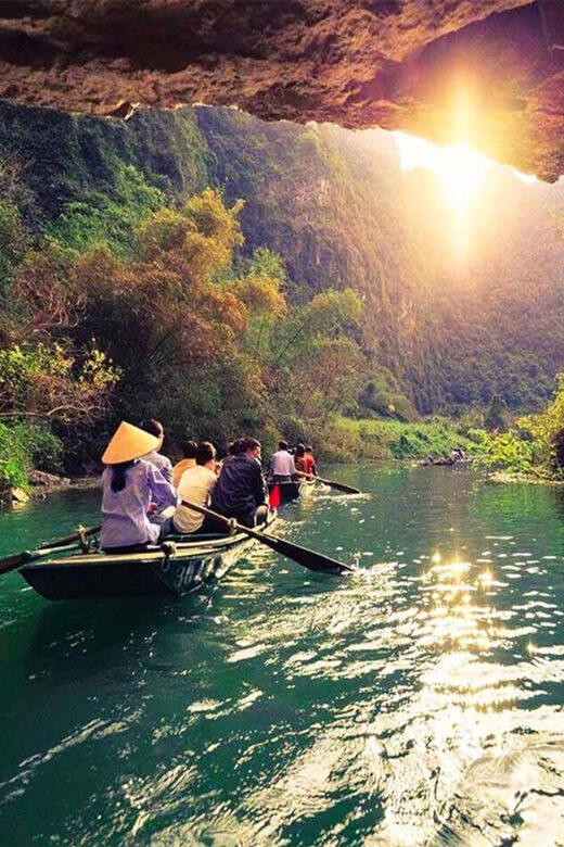 From Hanoi: Mua Cave, Trang An and Hoa Lu Day Trip - Exploring the Full Day: What to Expect from the Tour