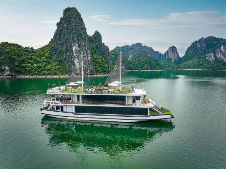 From Hanoi or Ha Long: Ha Long Bay Premium Cruise Day Tour - The Itinerary in Detail