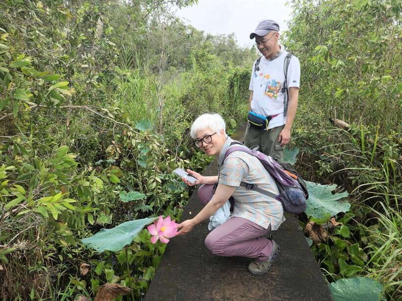 From Ho Chi Minh City: Tan Lap Floating Village Day Trip - Exploring by Boat: Swamp and Greenery