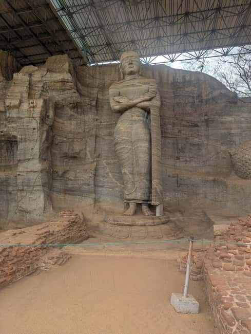 From Sigiriya:Polonnaruwa Day Tour with Farmers lunch - A Balanced Look at the Sigiriya: Polonnaruwa Day Tour