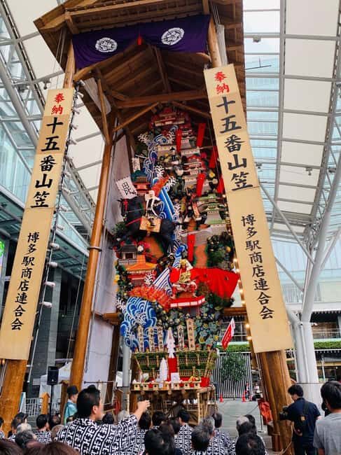 Fukuoka: Hakata & Tenjin Christmas Markets Walking Tour - A Closer Look at the Tour Experience