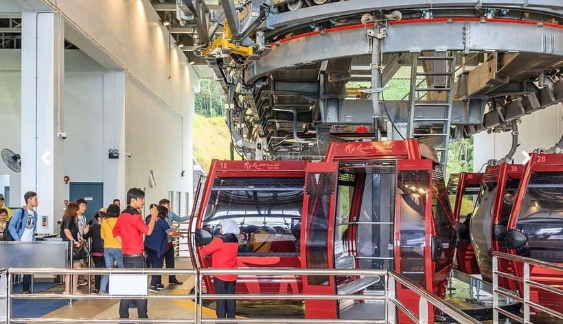 Genting Highland: Premium Outlets Cable Car - At Genting Highlands: More Than Just a View