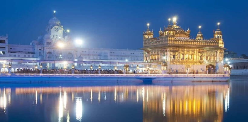 Golden Temple and Wagah Border Private Tour with Lunch - Visiting the Golden Temple: A Spiritual Marvel