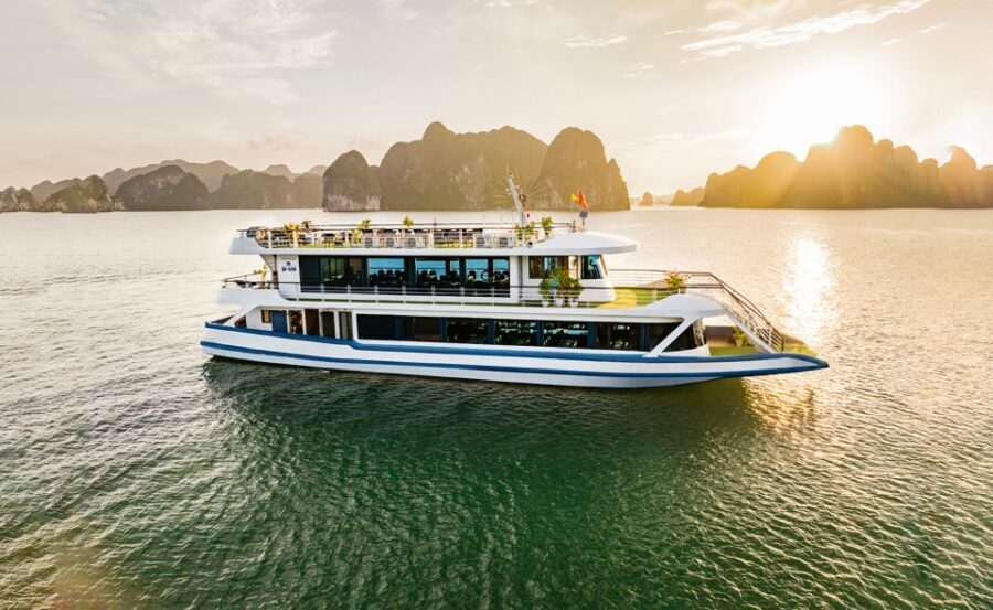Halong Bay Luxury Cruise with Kayaking & Lunch Buffet - A Closer Look at the Itinerary