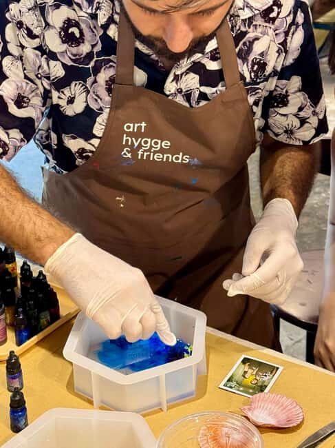 Hanoi: DIY Resin Art Light-Up Photo Frame Workshop - Value for Money: Is it worth it?