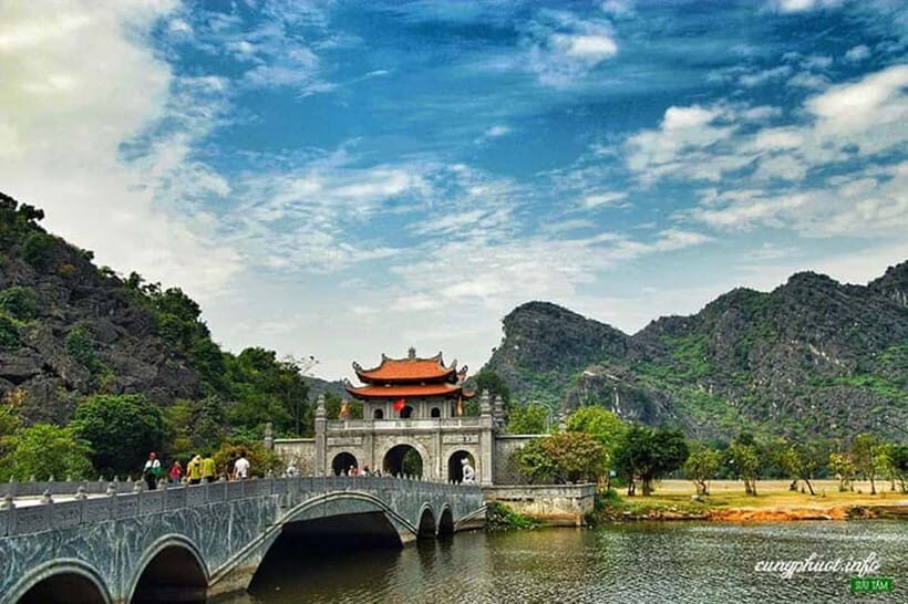 Hanoi: Incense Village, Ninh Binh Hoa Lu, Trang An, Mua Cave - What’s Included and What to Consider