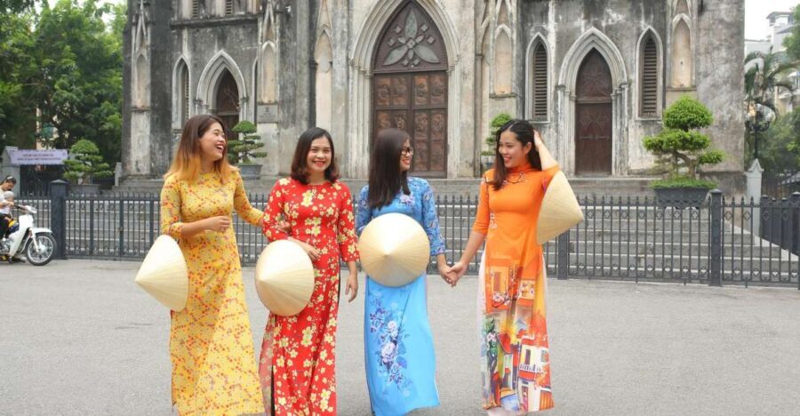 Hanoi: Traditional Ao Dai Dress and Non La Hat Rental - Authentic Experiences and Practical Tips