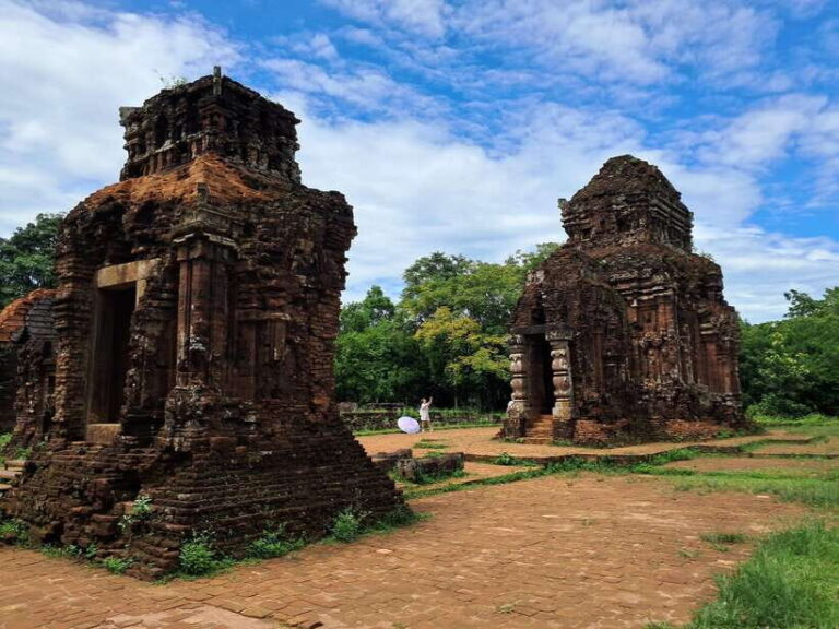 Hoi An: My Son Sanctuary W Guide , Champa Show, Boat & Lunch - Why This Tour Offers Good Value