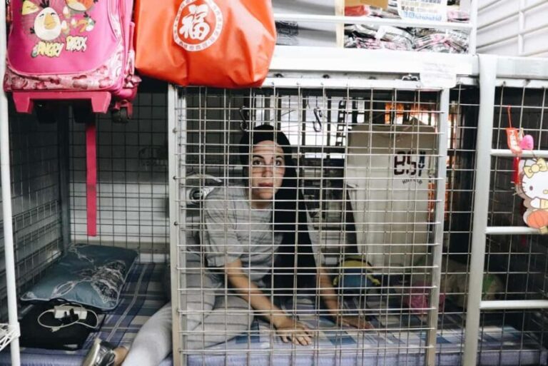 Hong Kong: Dark Side of Hong Kong Caged Homes Walking Tour - A Detailed Look at the Itinerary