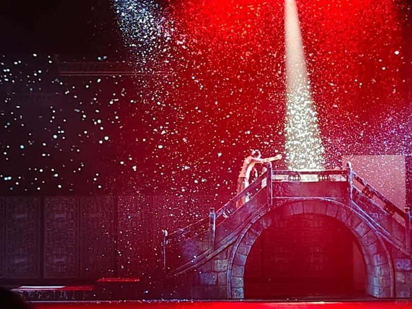 Huangshan: Performance Tickets for "Huixiu" Show - An In-Depth Look at the Huizhou "Huixiu" Show