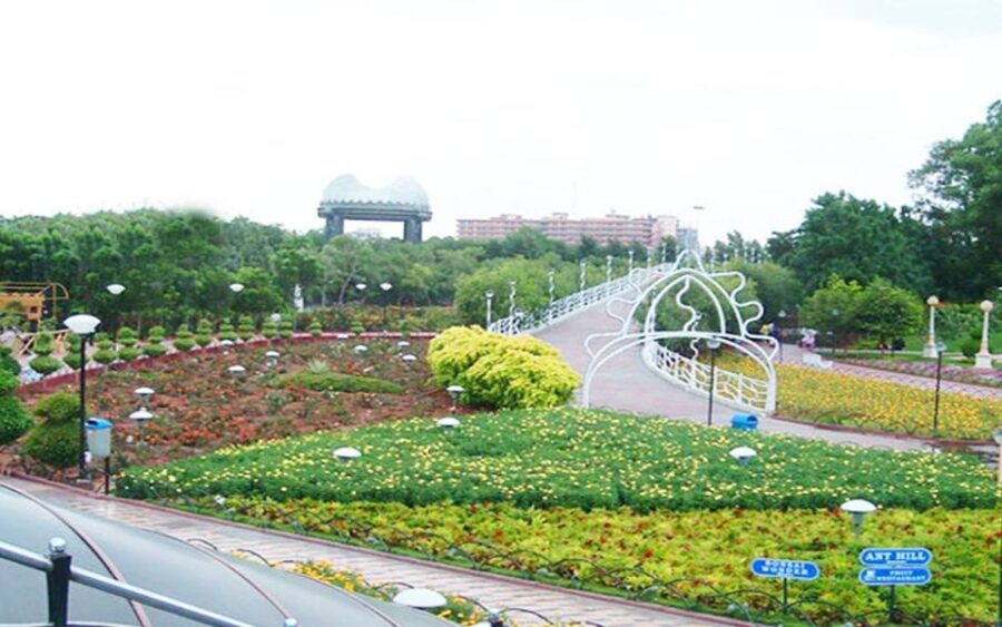 Hyderabad Evening Tour with Boat Ride, Laser Show & Dinner - Why This Tour Offers Good Value