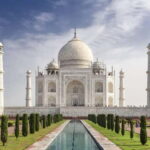 Inside the Taj Mahal - A journey Through Time - The Sum Up