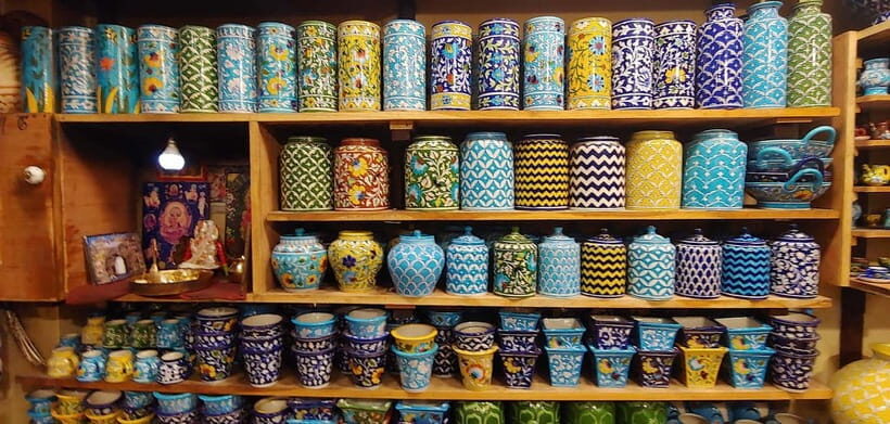 Jaipur: Local Lifestyle, Markets, and Food Tour - Starting with a Rooftop Café: A Relaxed Introduction