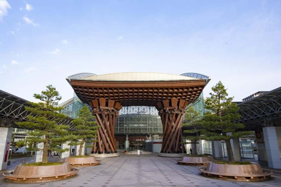 Kanazawa Ninja Temple Half Day E-bike tour - Why Choose the Kanazawa Ninja Temple E-bike Tour?