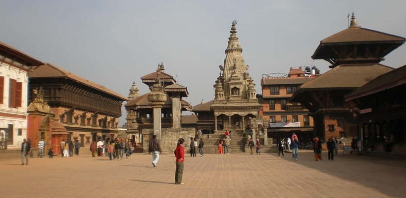 Kathmandu: Patan & Bhaktapur Durbar Square Sightseeing Tour - Transition to Bhaktapur: The Medieval Charm