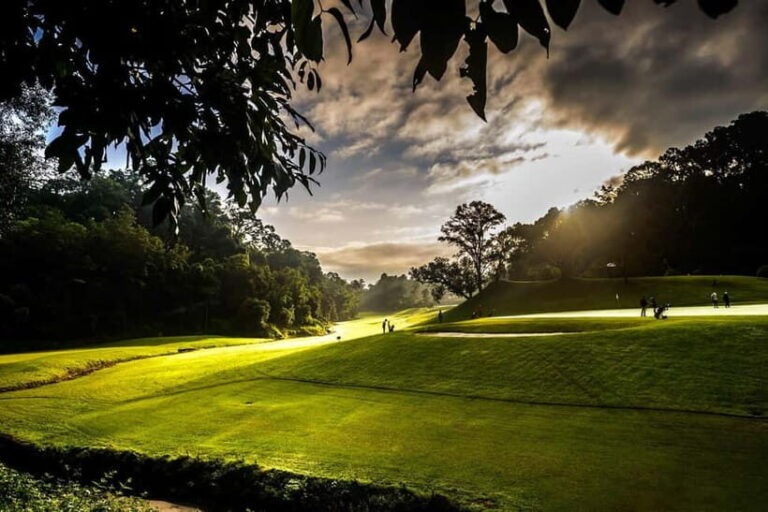 Kathmandu's 18-Hole Gem: Hike & Play the Himalayan Golf - The Options: Golf or Hike