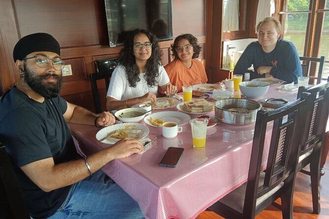 Kerala Beauty, Kochi with Alleppey Houseboat Cruise -03 Days Tour - Day 1: Exploring Kochi’s Heritage and Charm