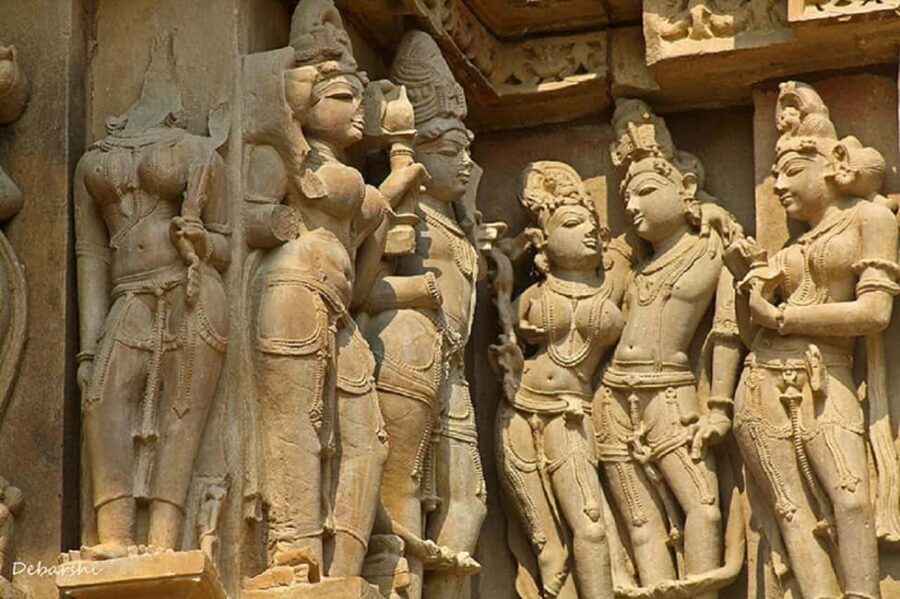Khajuraho: Private Kamasutra Temples Day Tour with Guide - Transport and Guide Experience