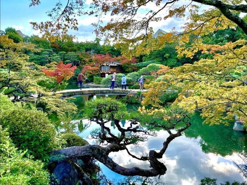 Kobe: Sake Tasting, Shrines, Gardens & Scenic Harbor in 1Day - A Walk Through Sorakuen Garden: Nature and Calm