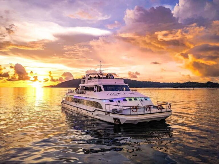Kota Kinabalu: North Borneo Sunset Dinner Cruise - The Authentic Experience: What Reviewers Say