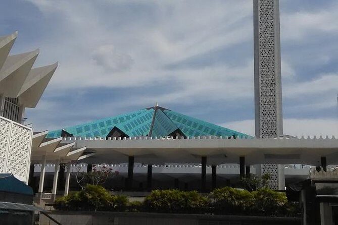 Kuala Lumpur InfoFun Walking Tour Experience - Analyzing the Value