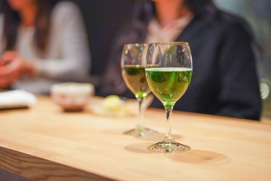 Kyoto: Foodie Night Tour in Gion with 9 dishes + 6 Sake - Value and Practicalities