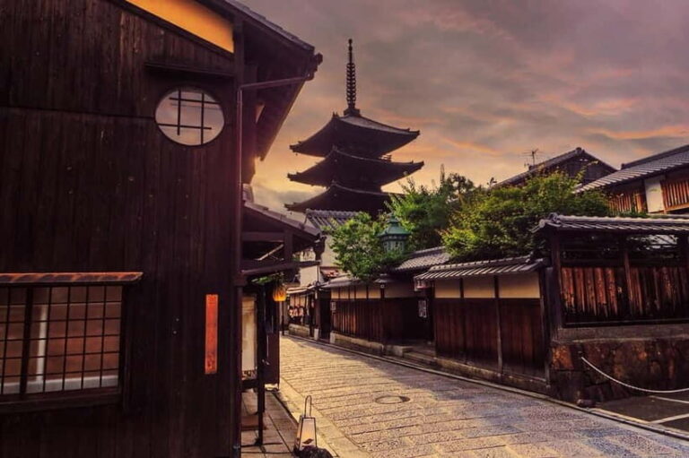 Kyoto: Gion Geisha District & Hidden Gems Walking Tour - Why This Tour Is a Great Value