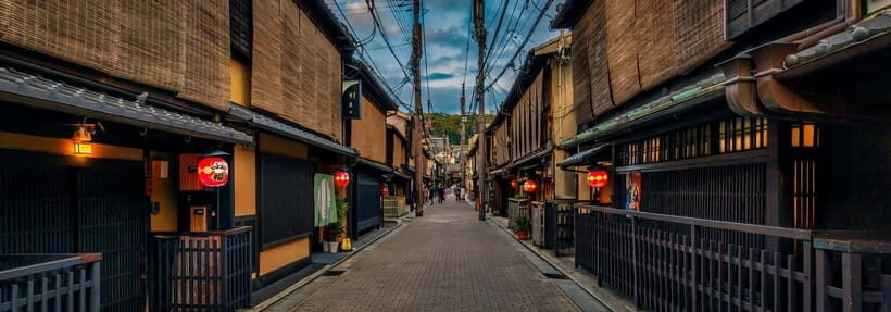 Kyoto: Gion Night Tour Stories of Geisha and Maiko - Why This Tour Stands Out