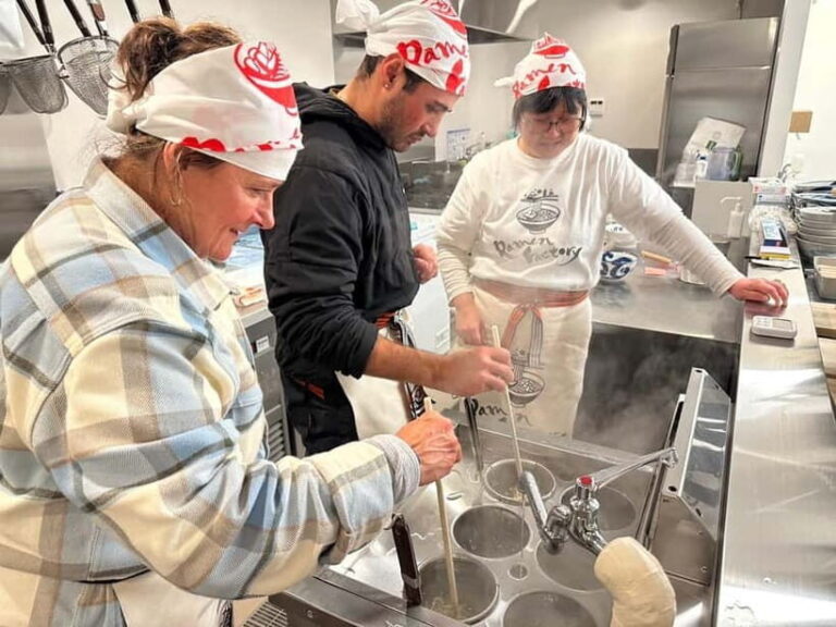 Lake Kawaguchiko: Ramen Cooking Class with Souvenir - Who Will Love This Experience?