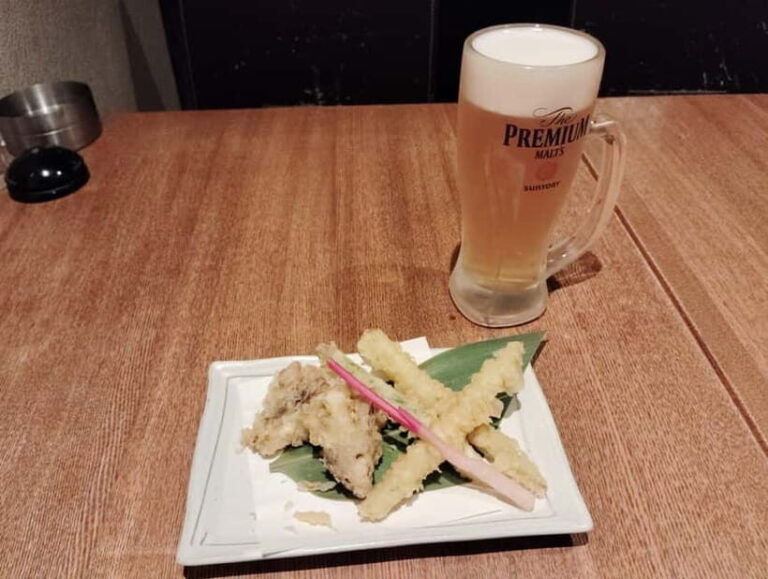 Mie: Bar-Hopping in Yokkaichis Lively Local Nightlife Scene - What to Expect at Each Stop